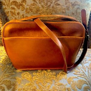 Vintage Coach leather bag in Cognac